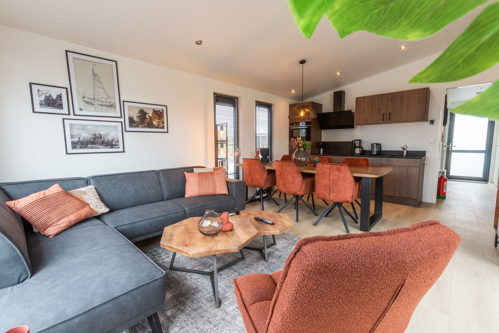 Guest house 461240 - Holiday property IJsselmeerkust - Cube Split Hottub