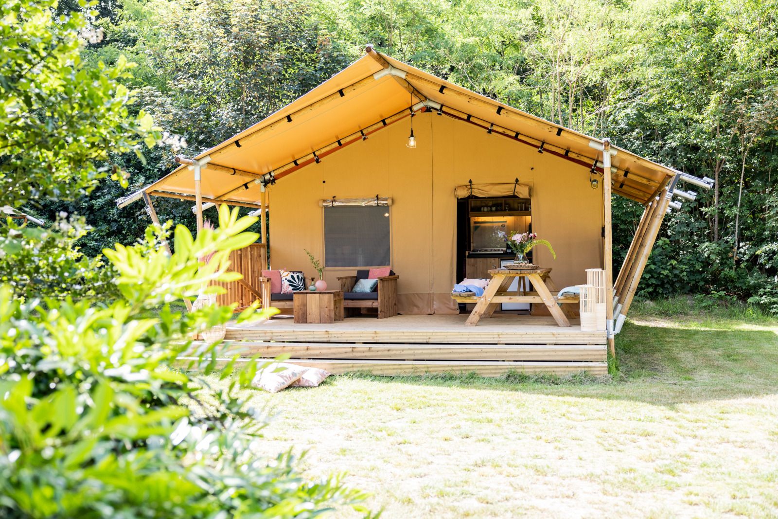 Guest house 461633 - Tent house IJsselmeerkust - De Bos Tent met Kachel