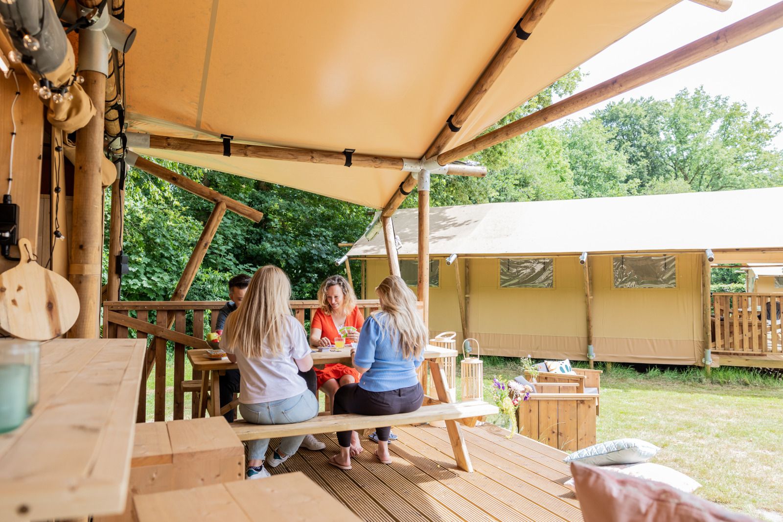 Verblijf 461637 - Tenthuis IJsselmeerkust - De Heide Tent met Kachel