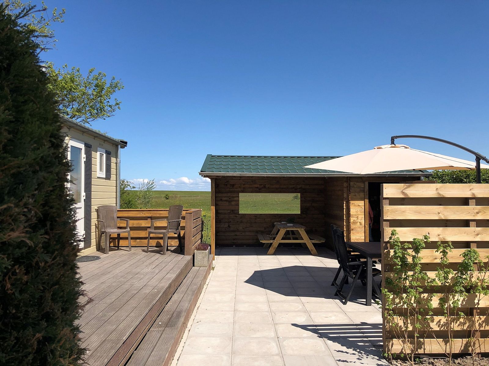 Guest house 470844 - Chalet Waddenkust - Recreatiepark Wiringherlant - Wiringher Chalet 1