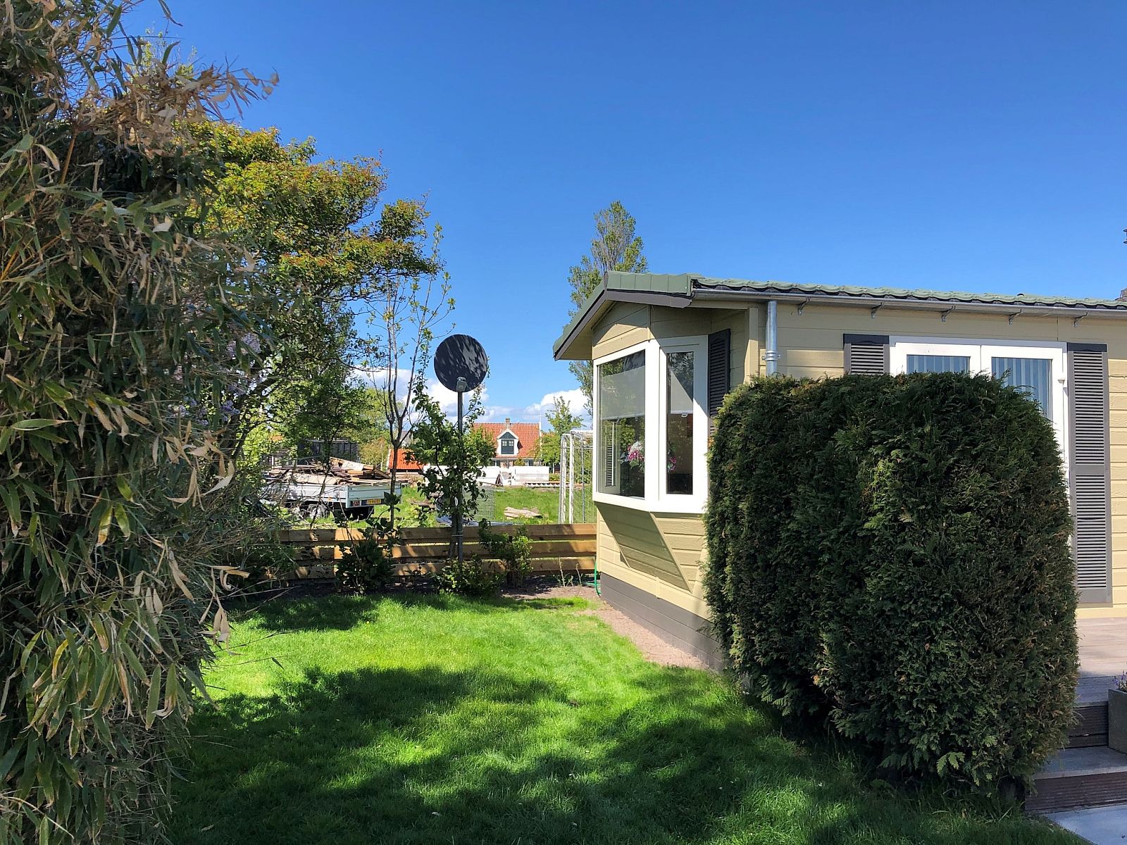 Guest house 470844 - Chalet Waddenkust - Recreatiepark Wiringherlant - Wiringher Chalet 1