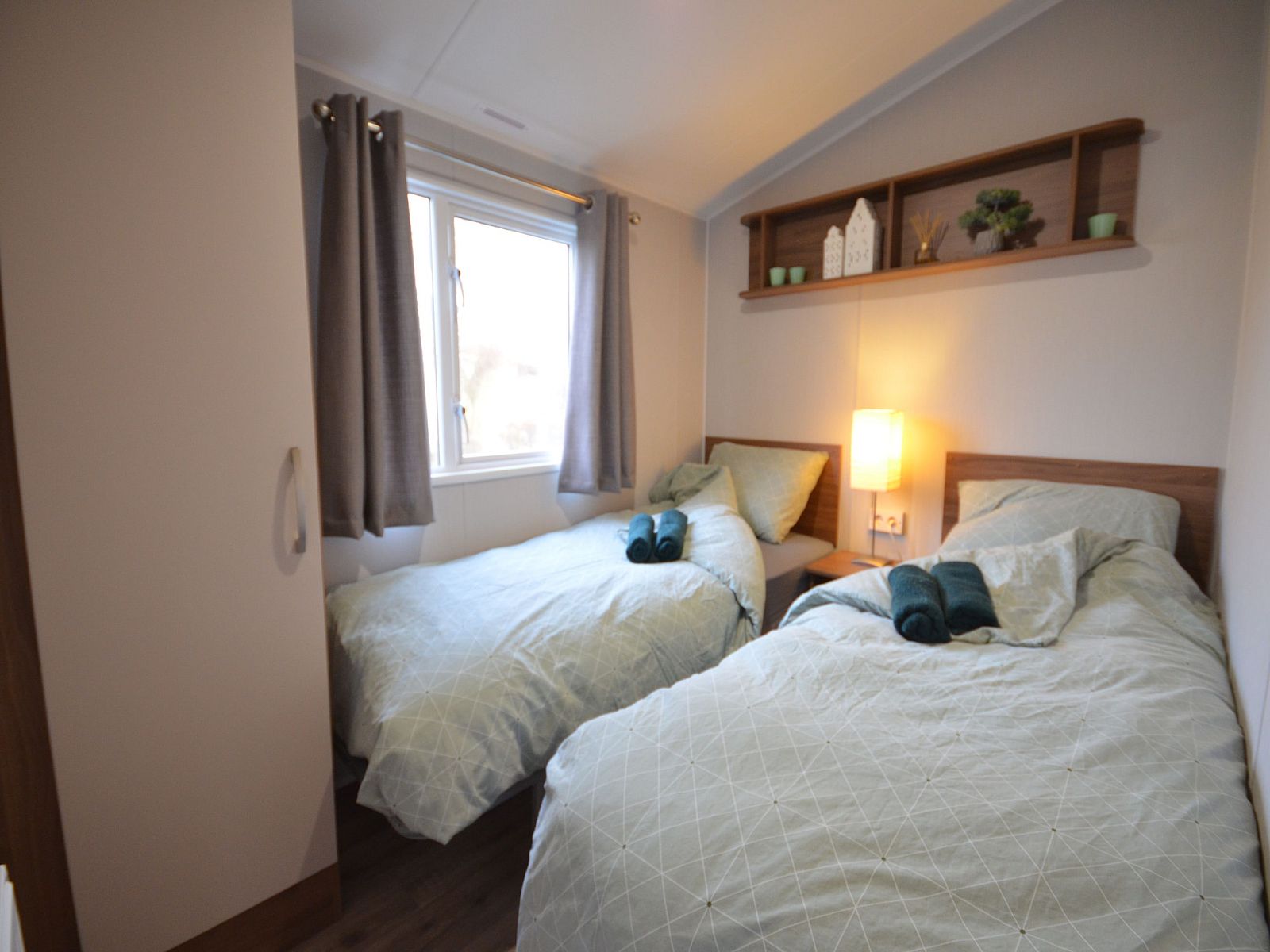 Guest house 470854 - Chalet Waddenkust - Recreatiepark Wiringherlant - Wiringher Chalet 83