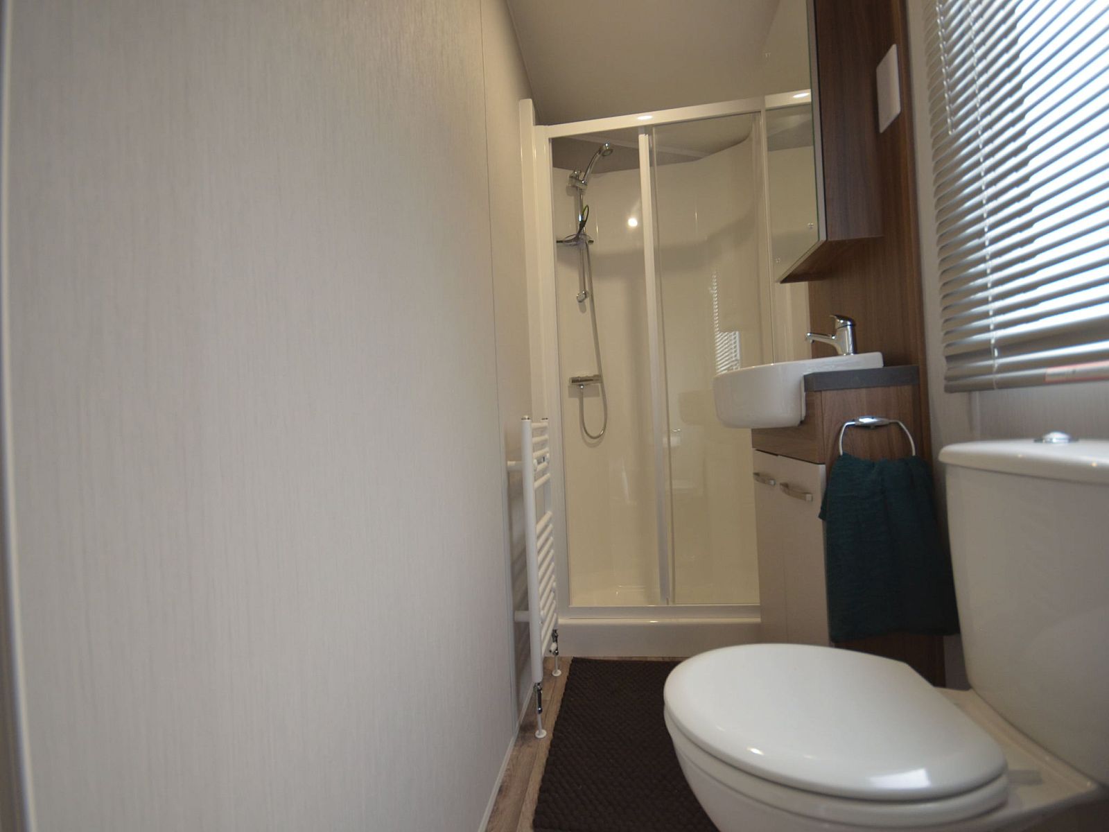 Guest house 470854 - Chalet Waddenkust - Recreatiepark Wiringherlant - Wiringher Chalet 83