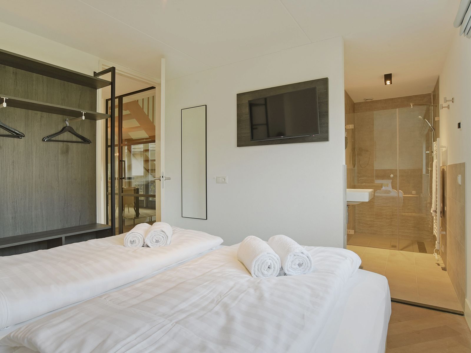 Guest house 4842131 - Bungalow Noord-Holland noord - 6-persoons woning | 6EL