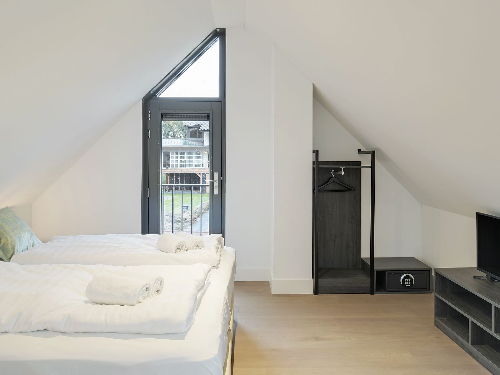 Guest house 4842151 - Bungalow Noord-Holland noord - 8-persoons woning | 8EL