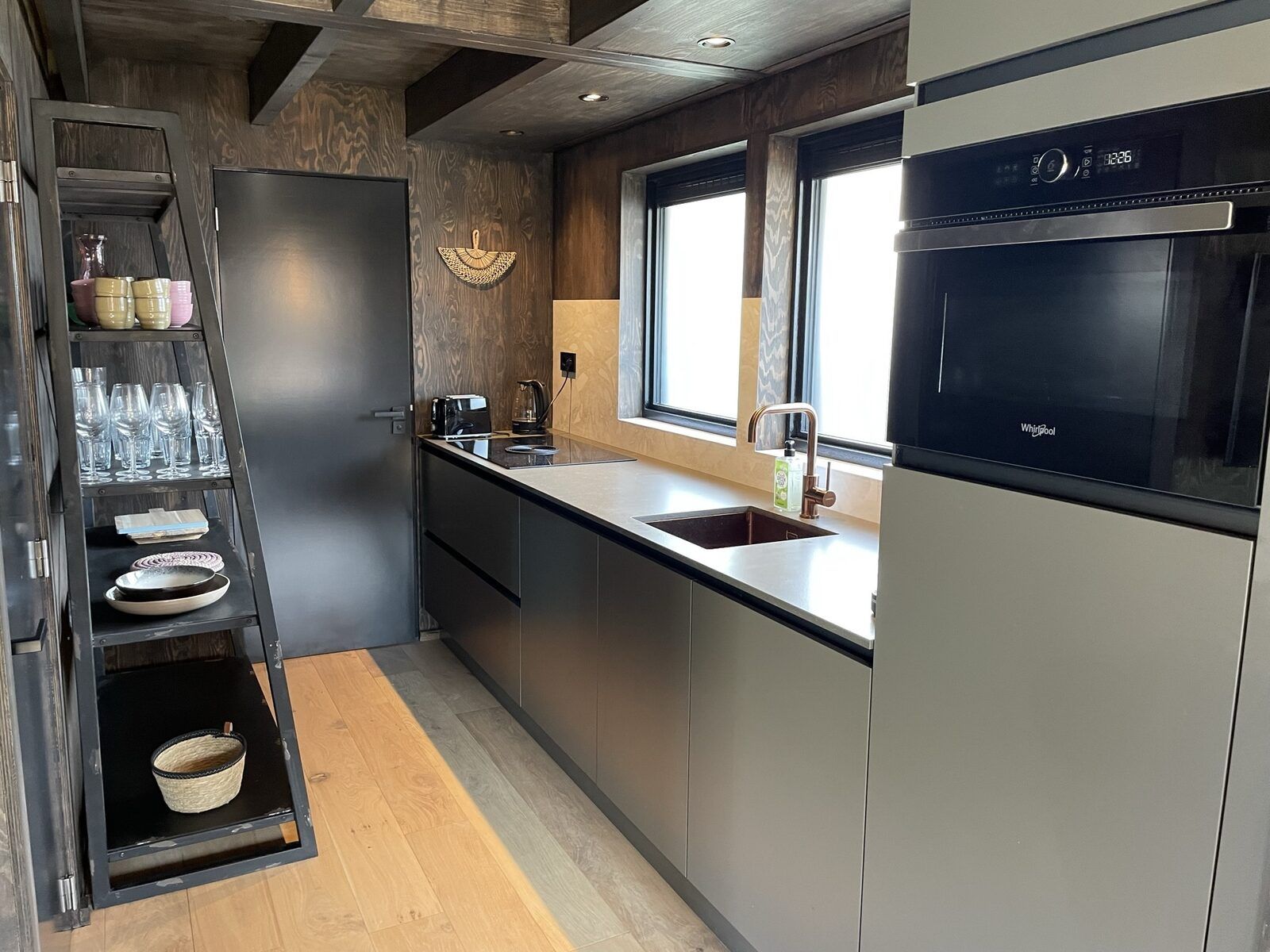 Guest house 484238 - Holiday property Noord-Holland noord - 6-persoons Duinlodge Huisdier toegestaan