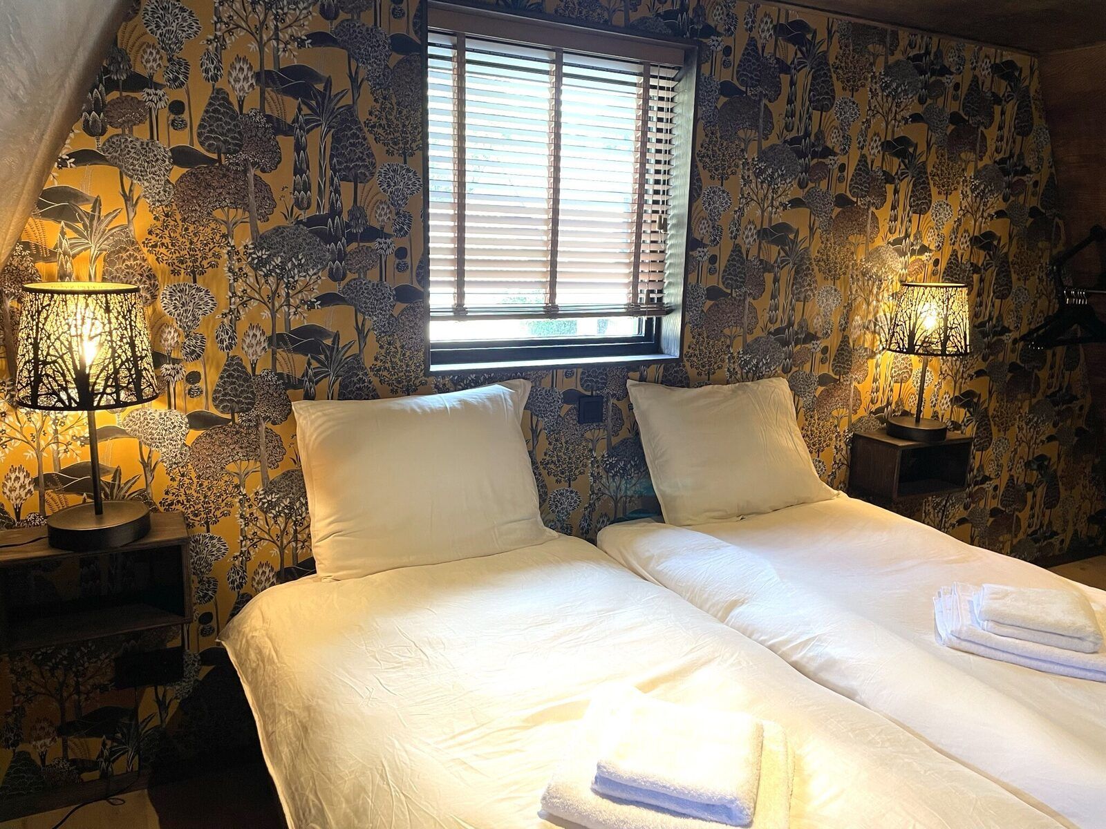 Guest house 484238 - Holiday property Noord-Holland noord - 6-persoons Duinlodge Huisdier toegestaan