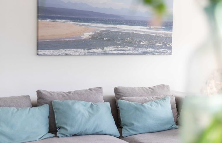 Stijlvolle eetkamer in Huisje in Schoorl, vakantieaccommodatie in Noord-Holland noord.