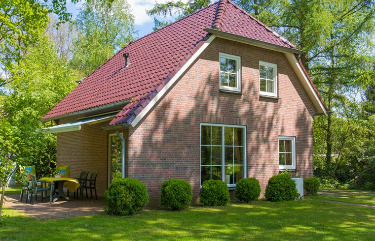 Gemuetliche Terrasse im Ferienhaus in Nutter, Twente, ideal fuer einen entspannten Aufenthalt in Overijssel.