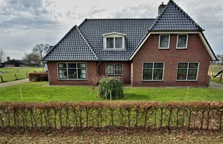 Vooraanzicht van Huisje in Den Ham, een charmant vakantiehuis in Twente, Overijssel.