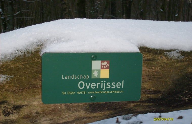 Bord van Landschap Overijssel in de buurt van Vakantiehuisje in Vasse, Twente.