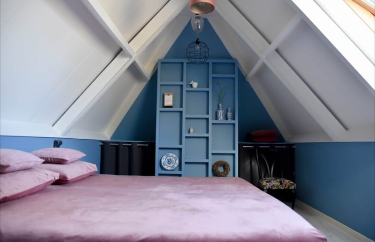 Moderne keuken in Vakantiehuisje in Reutum, Twente, voorzien van alle gemakken voor een ontspannen verblijf.