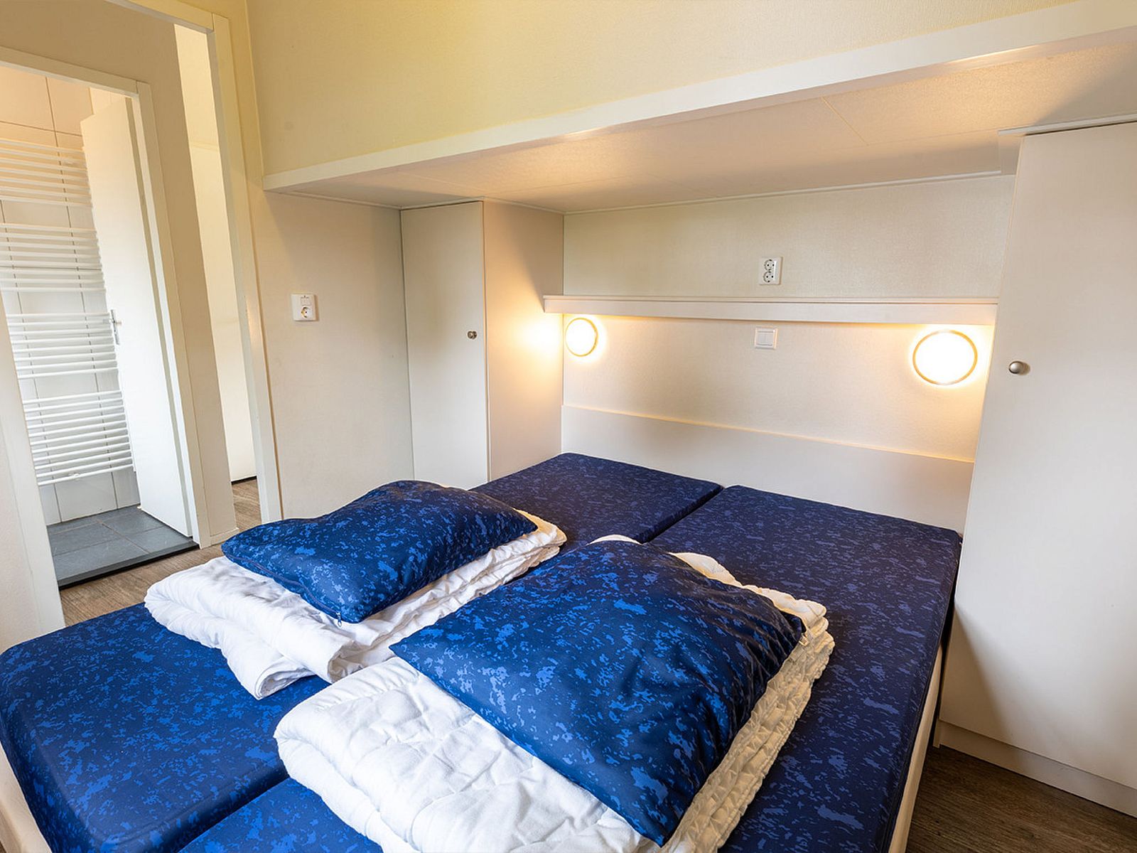 Guest house 521719 - Holiday property Twente - Vakantiehuis Camping de Molenhof - Lodge 6 personen