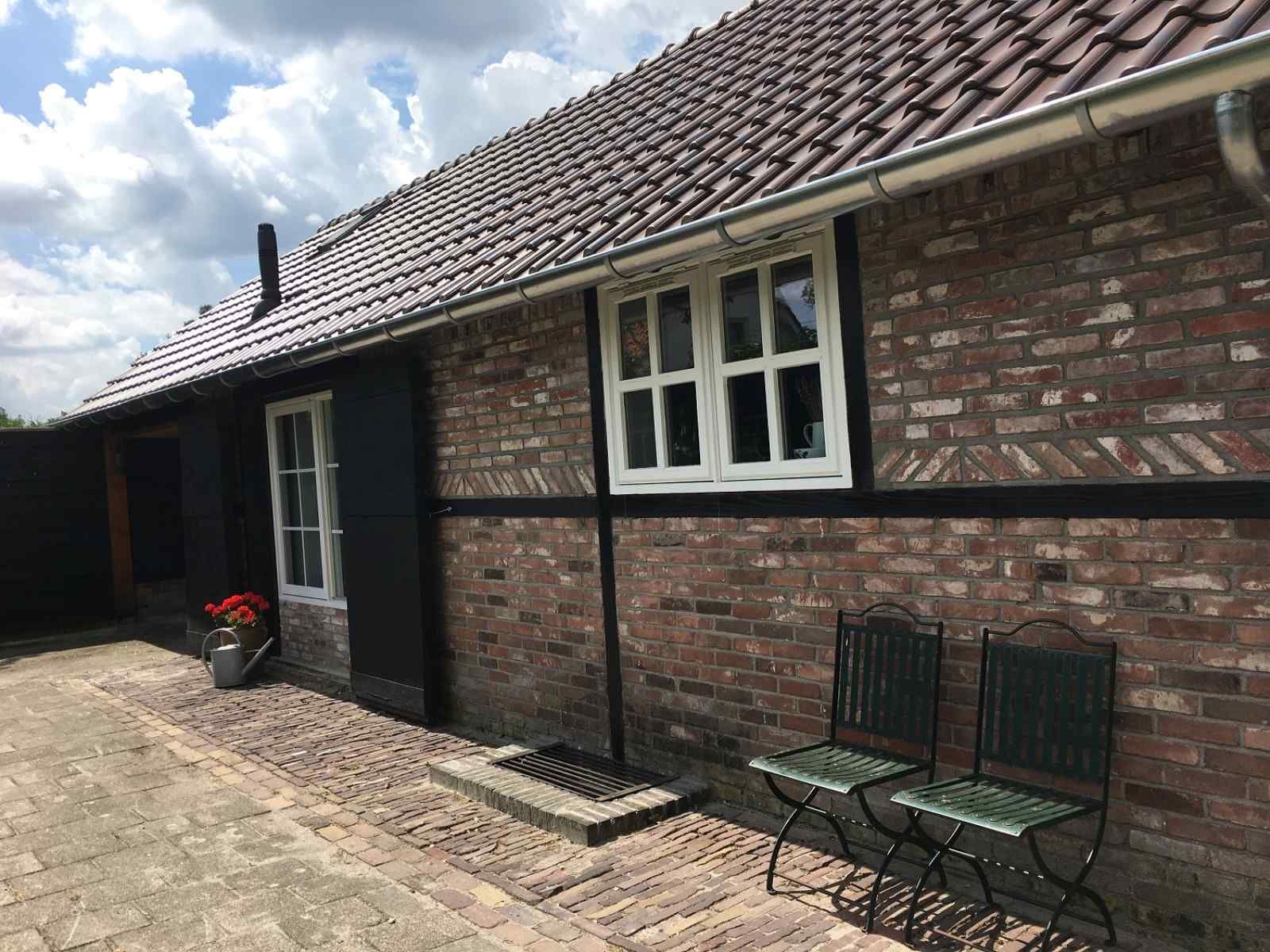 Rustieke keuken in vakantiehuis OV424, Westerhaar-Vriezenveensewijk, Twente, Overijssel.