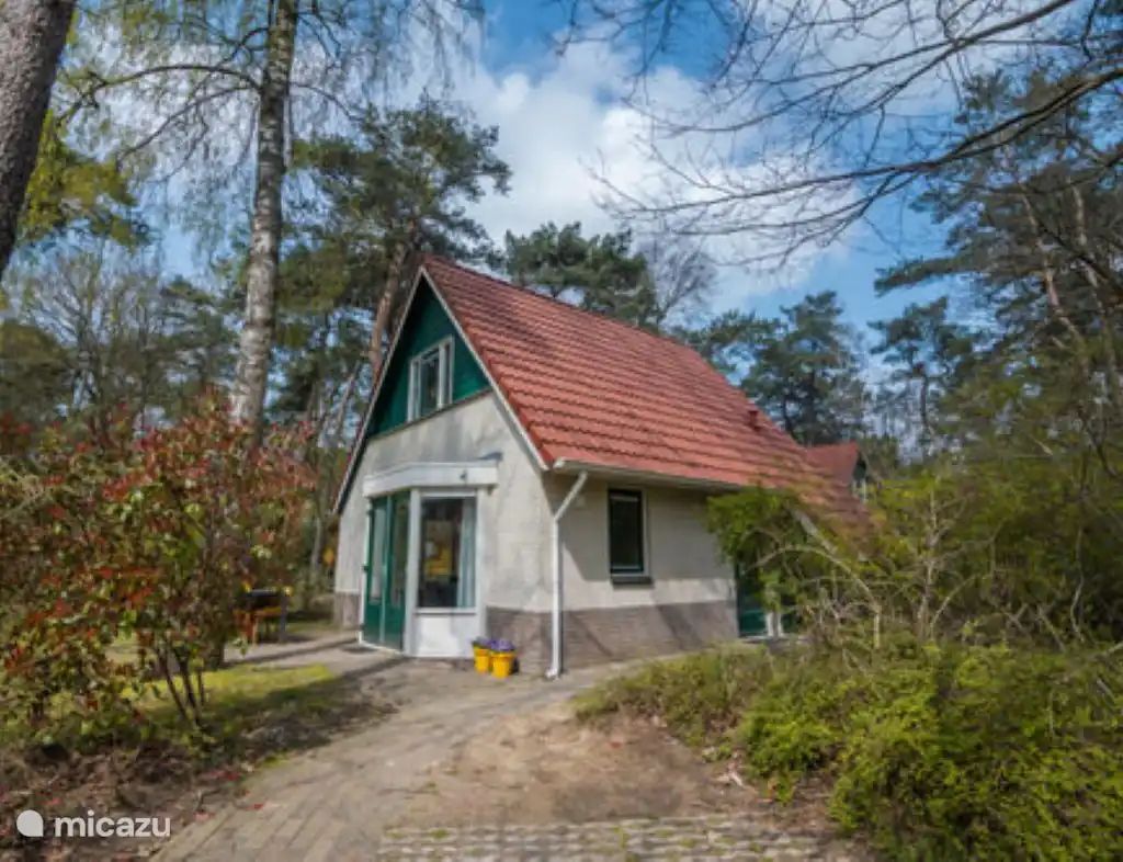 Verblijf 522953 - Vakantiewoning Twente - 4 persoons stenen bosvilla