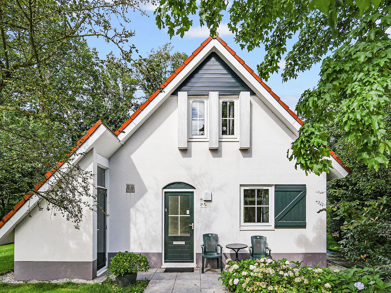 Verblijf 523152 - Bungalow Twente - Landgoed De Elsgraven | 4-persoons bungalow | 4CE1