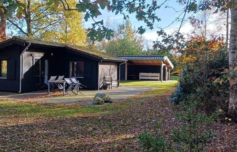 Rustiek vakantiehuisje in Albergen met terras, gelegen in de natuurlijke omgeving van Twente, Overijssel.
