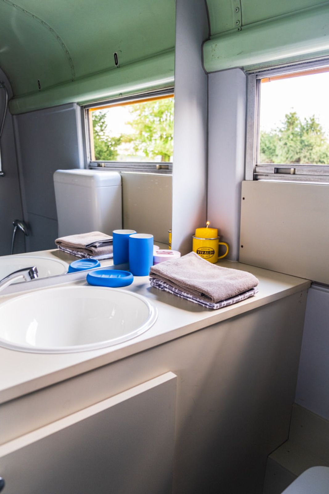 Verblijf 523441 - Vakantiewoning Twente - Schoolbus Papillon