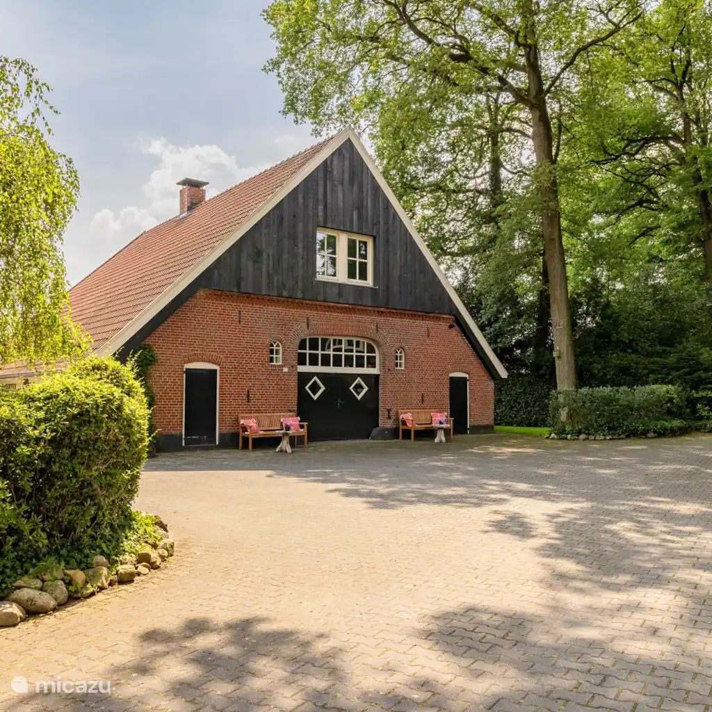 Guest house 523834 - Holiday property Twente - De Familieboerderij(2-14 personen)