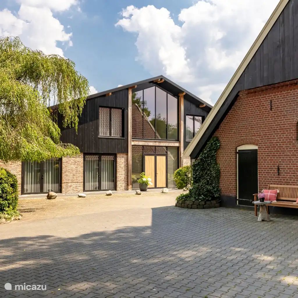 Guest house 523834 - Holiday property Twente - De Familieboerderij(2-14 personen)
