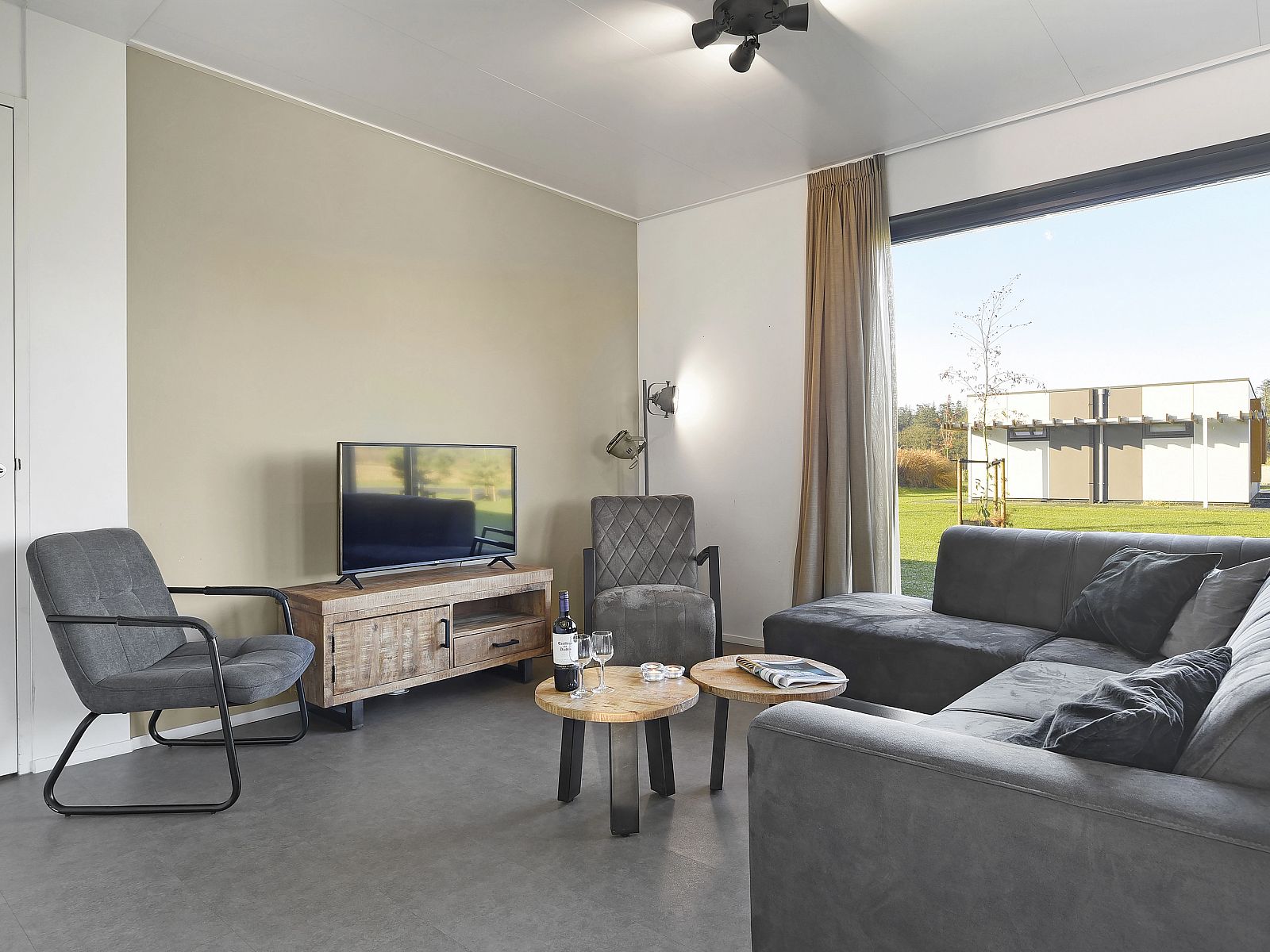 Verblijf 524284 - Bungalow Twente - Sallandse Heuvelrug | 8-persoons woning - Breed toegankelijk