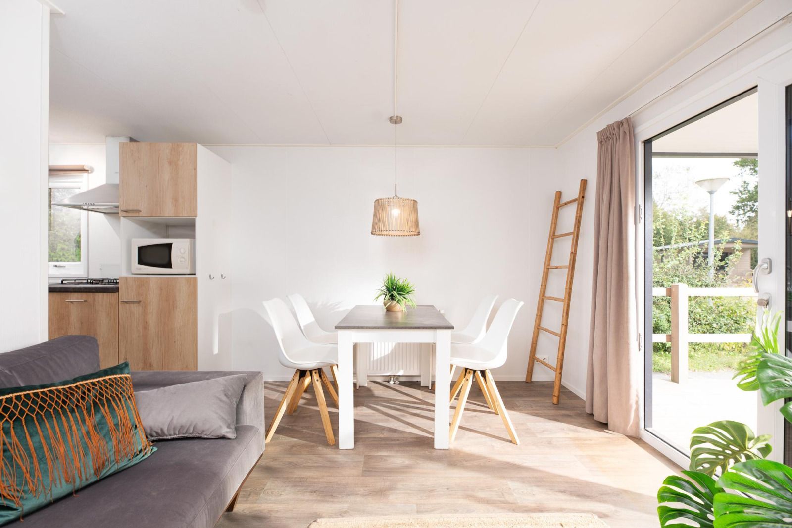 Verblijf 524630 - Vakantiewoning Twente - Bungalette comfort met veranda
