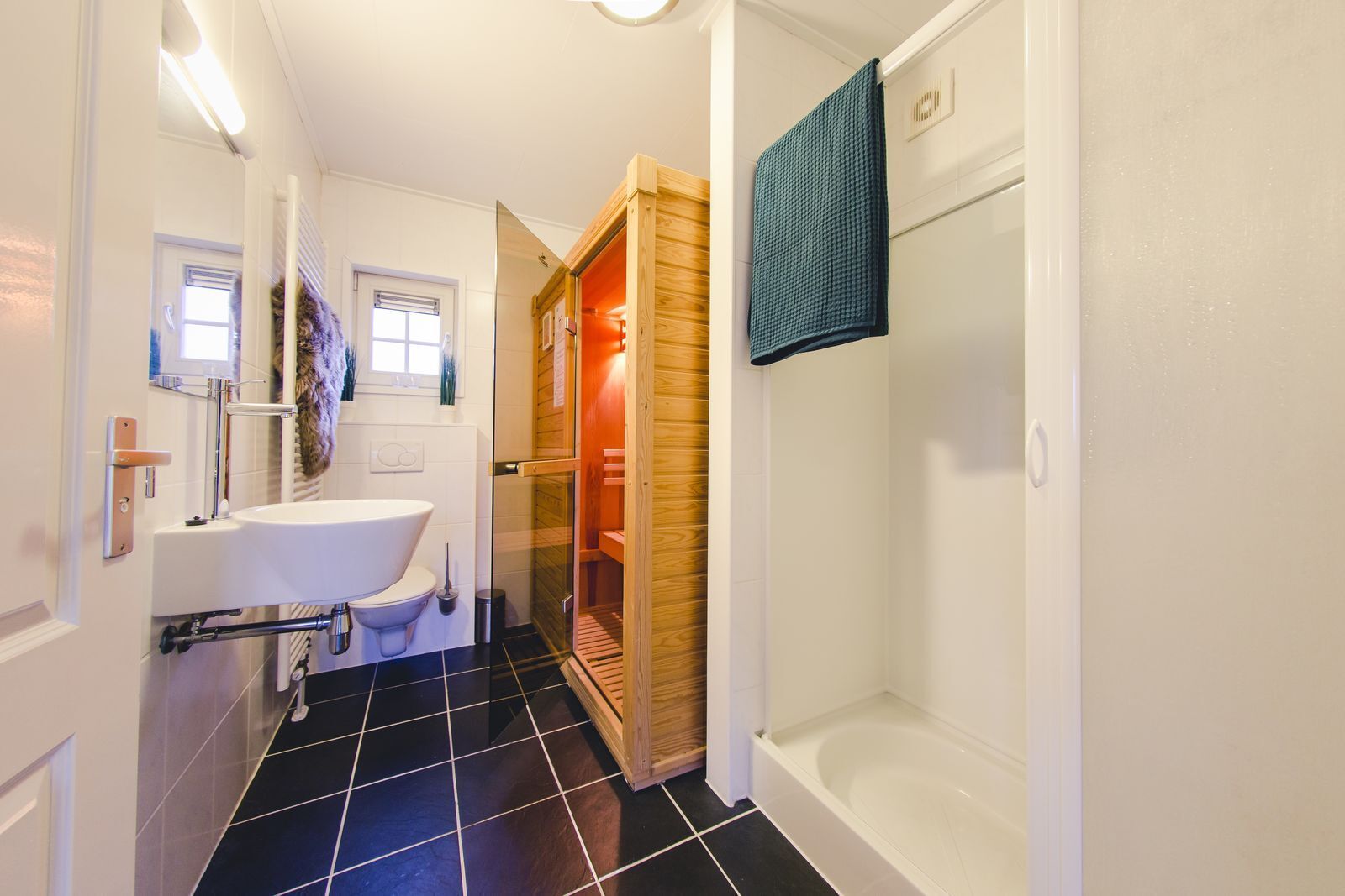 Unterkunft 524665 - Ferienhaus Twente - Groepsaccommodatie [2x Reggehooiberg met grote achtertuin]