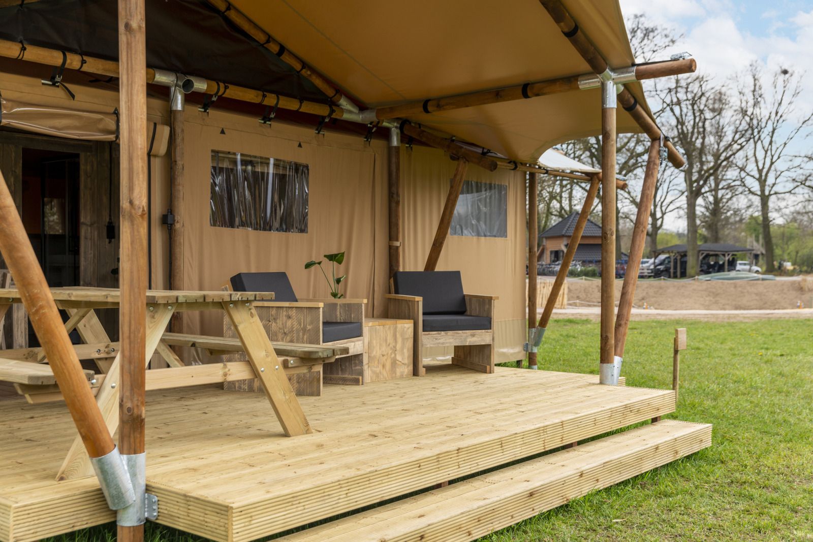 Guest house 524682 - Tent house Twente - Safaritent + privé sanitair