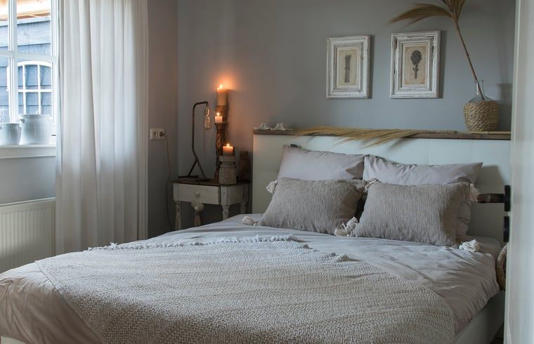 Cycling in the green surroundings of vacation home Manderveen, discover the nature of Twente, Overijssel.