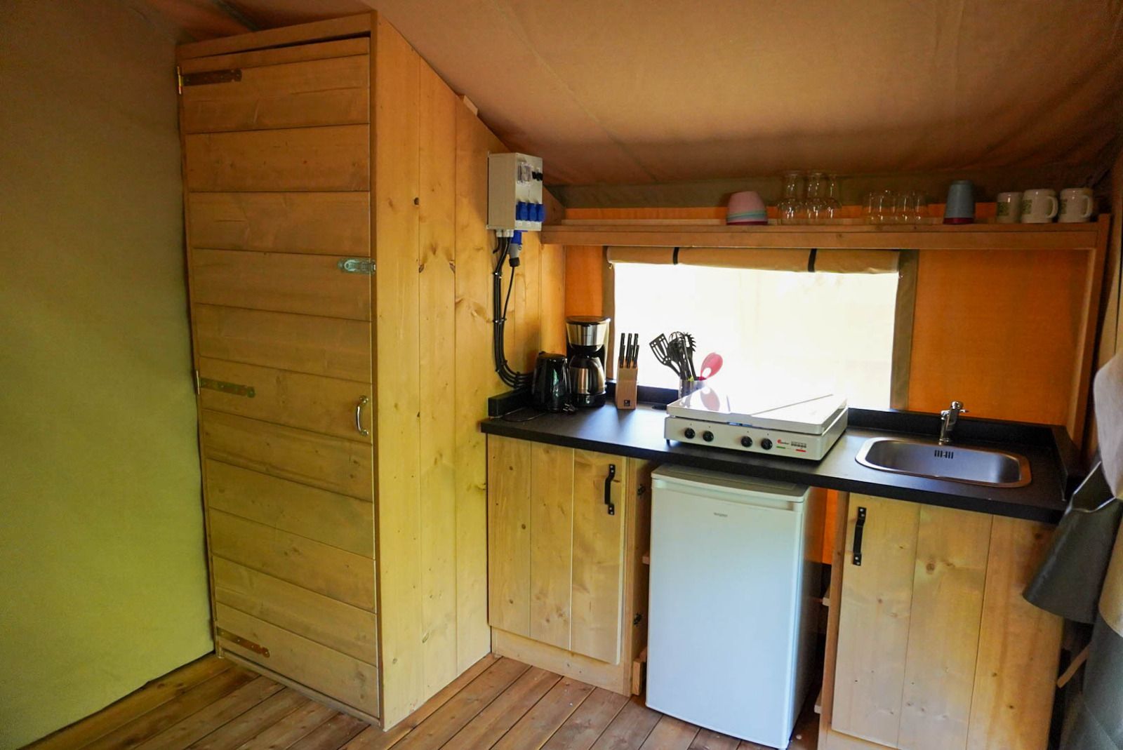 Verblijf 525313 - Tenthuis Twente - Safaritent 4 personen incl. toilet