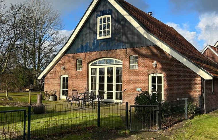 Gemuetlicher Holzofen im Ferienhaus in Goor, Twente. Perfekt fuer einen warmen und gemuetlichen Abend in diesem charmanten Ferienhaus in Overijssel.