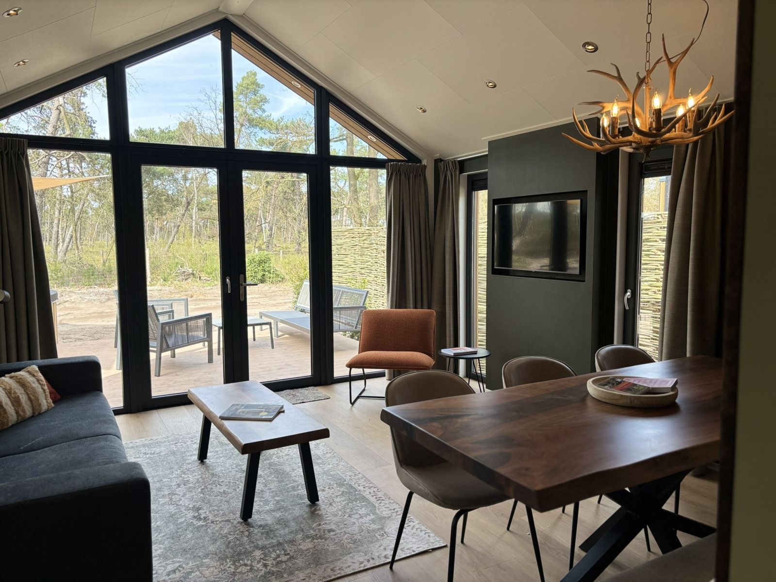 Guest house 526851 - Holiday property Twente - Boslodge met hottub & sauna