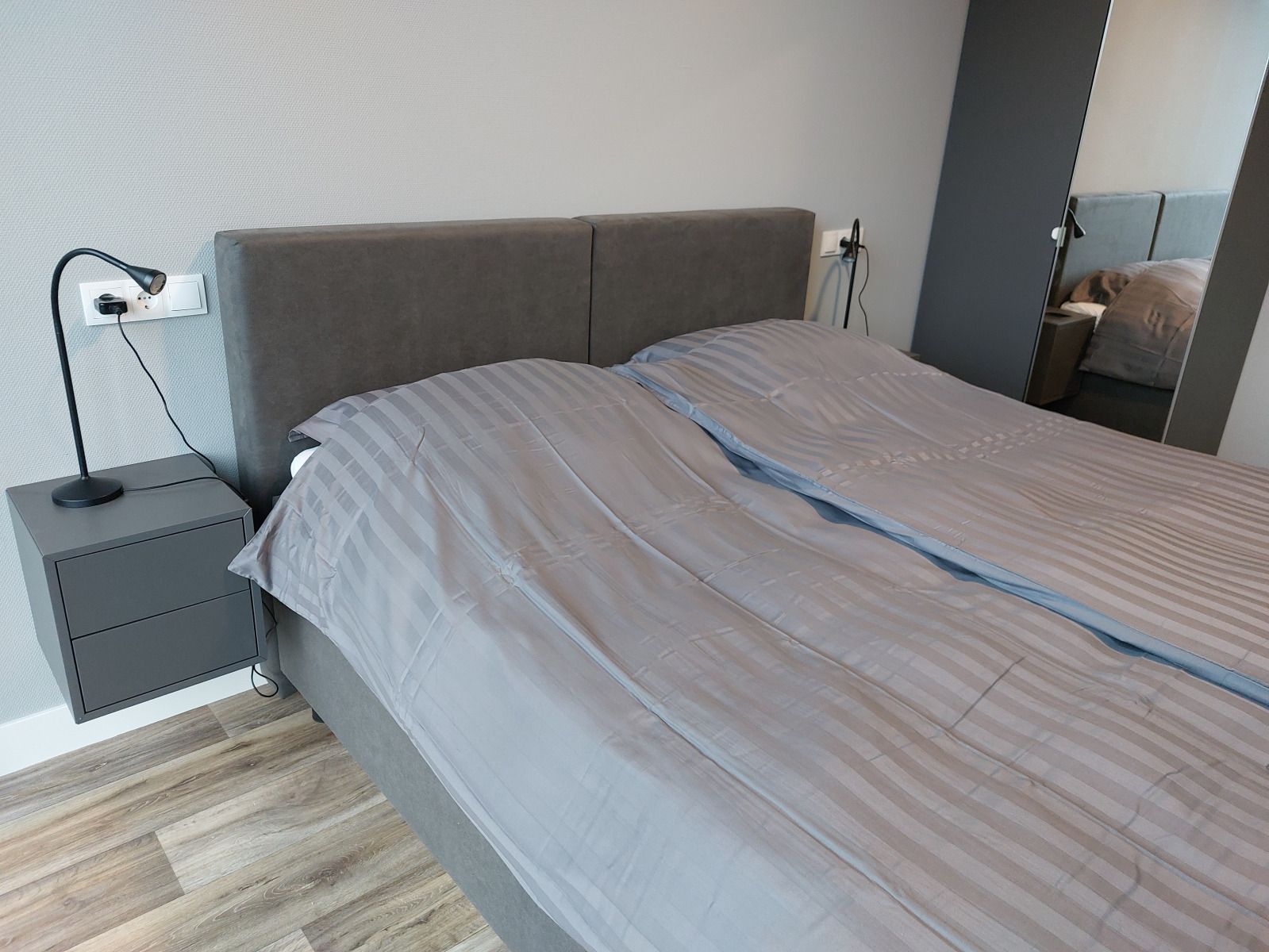 Weite gruene Landschaft in der Naehe des Ferienhauses OV657 in Hertme, Twente.