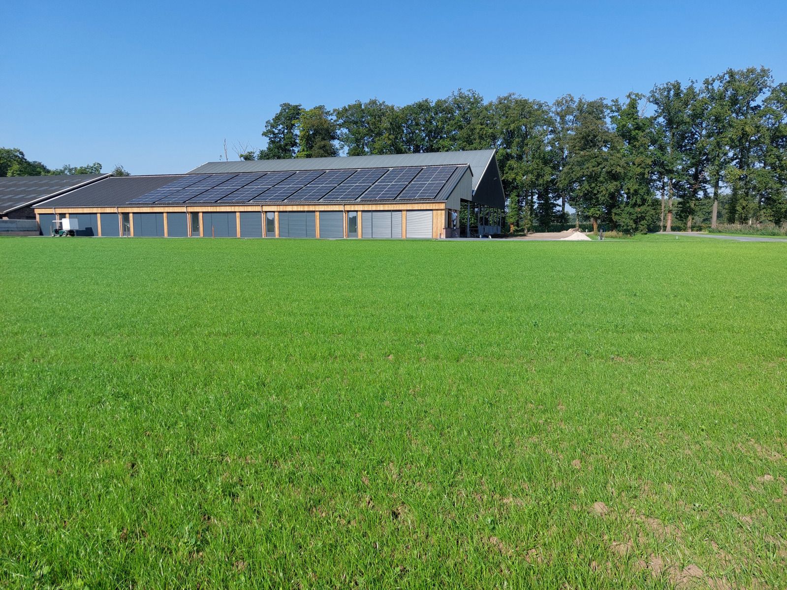 OV657 Ferienhaus in Hertme, Twente mit moderner Architektur und sonnigem Aussenbereich.