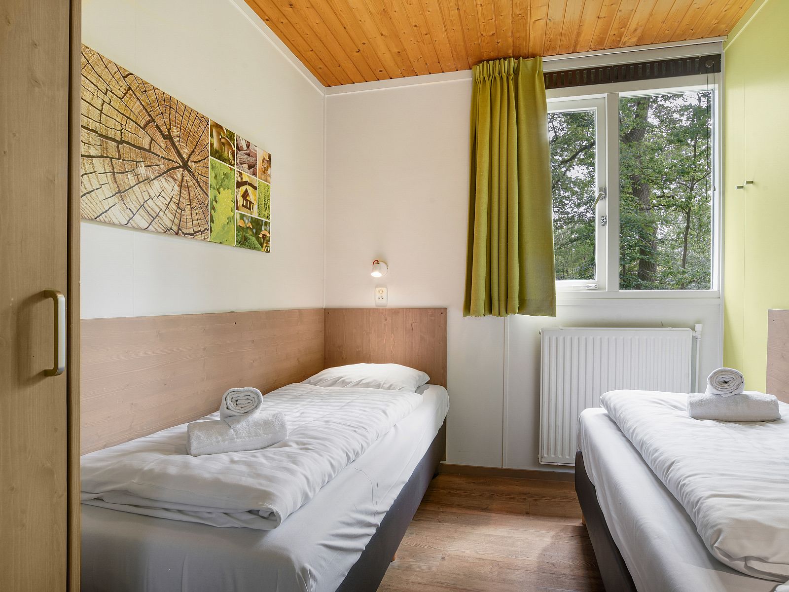 Guest house 5302157 - Bungalow Salland - Twenhaarsveld | 18-persoons reuniebungalow | 18C