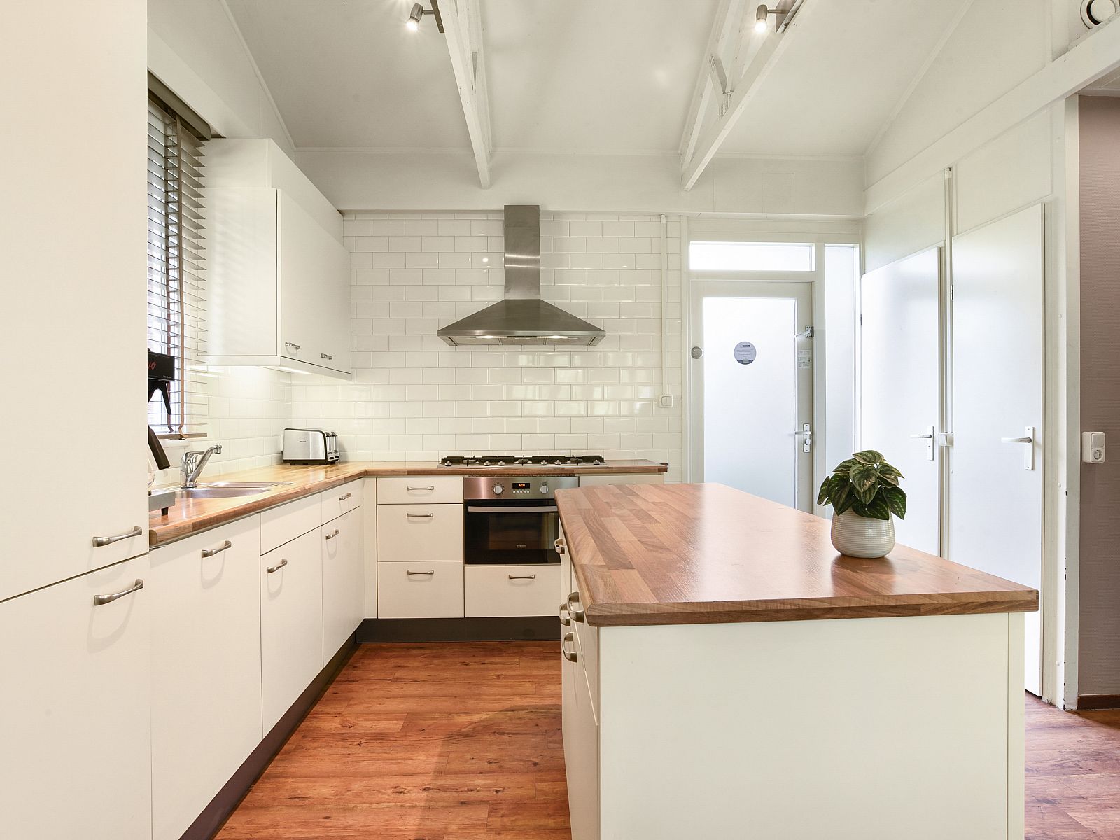 Guest house 5302157 - Bungalow Salland - Twenhaarsveld | 18-persoons reuniebungalow | 18C