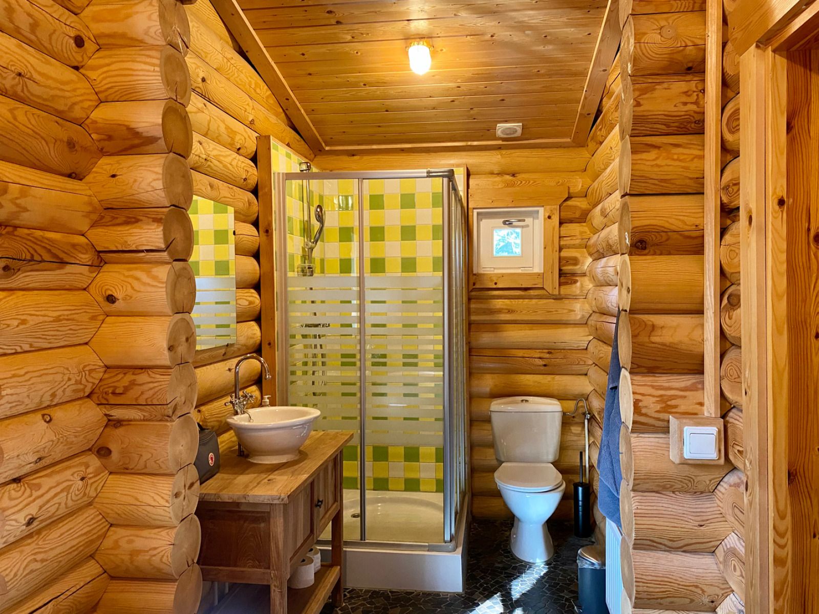 Unterkunft 5302161 - Ferienhaus Salland - Romantic Lodge met hottub&bad