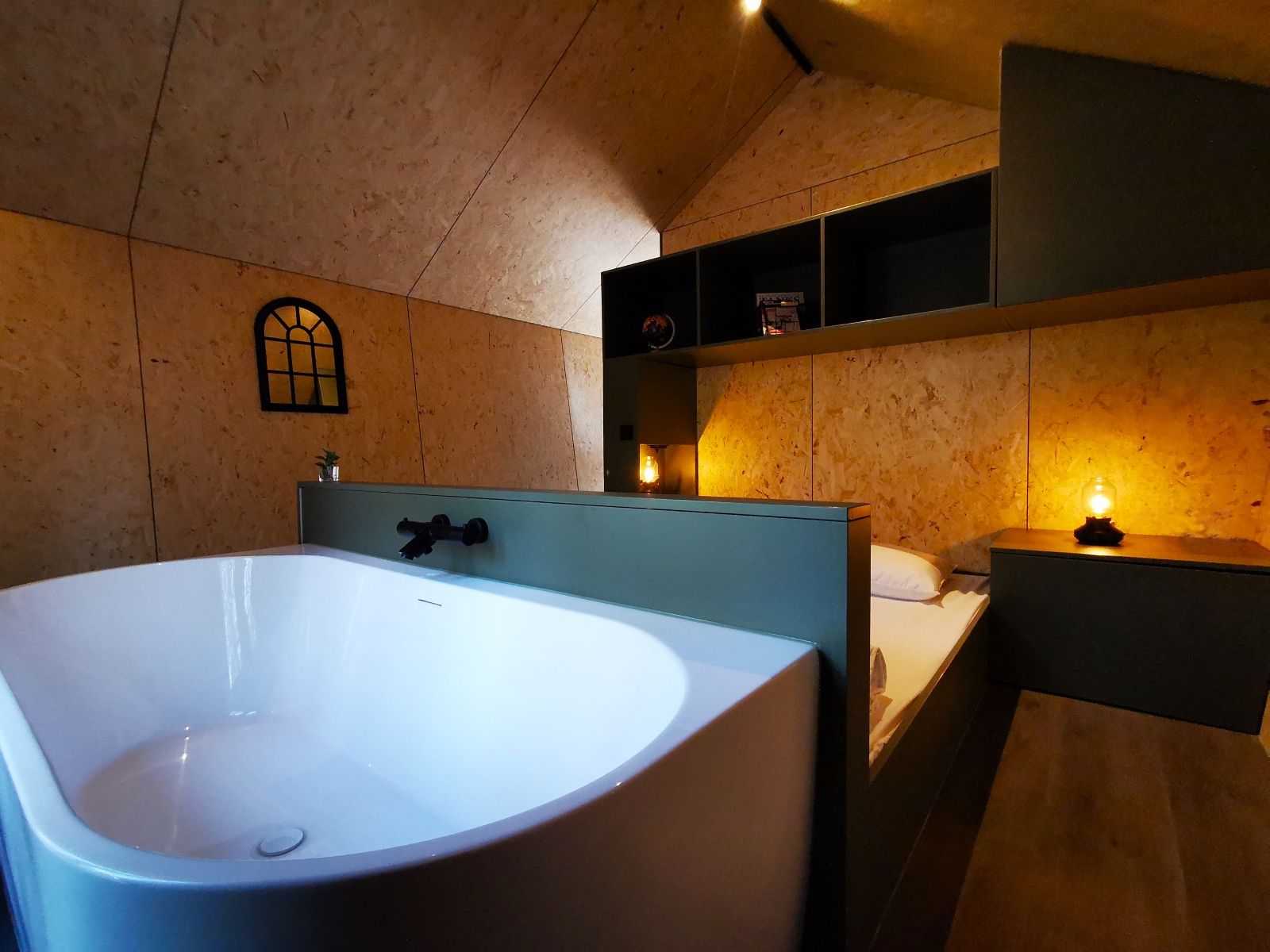 Verblijf 5302162 - Vakantiewoning Salland - Diamond Suite met bad