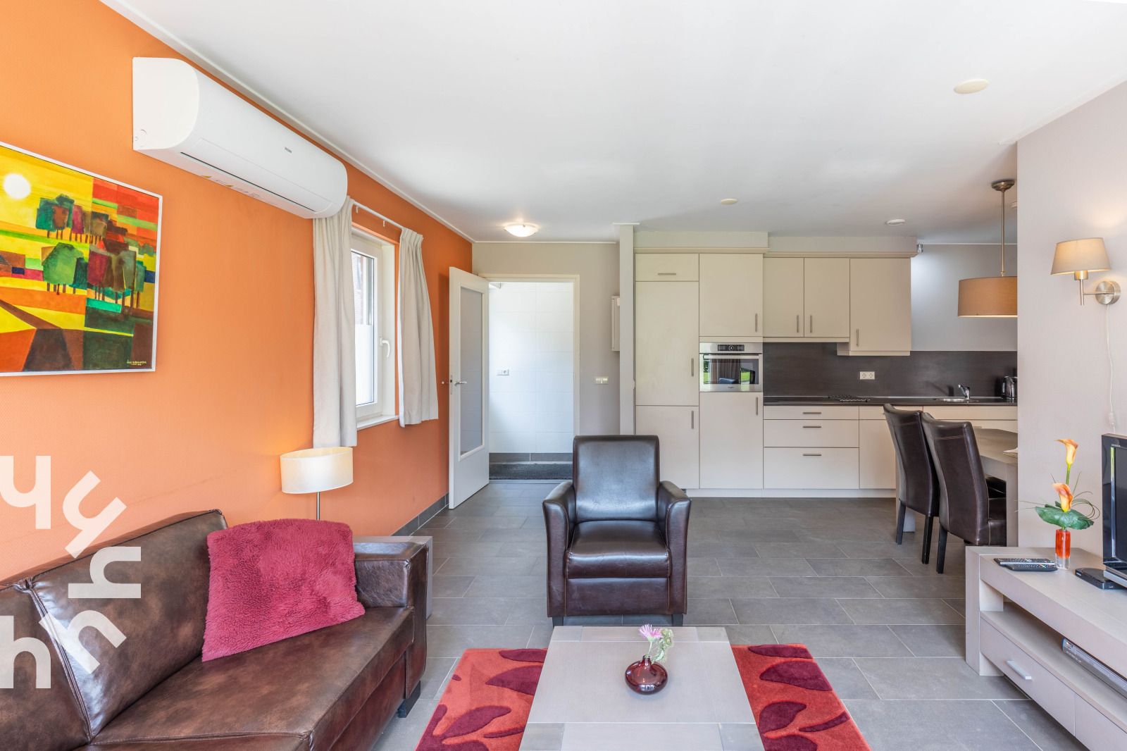 Modernes Badezimmer im Ferienhaus OV242, Luttenberg, Salland.