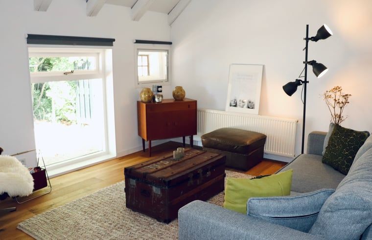 Bright sitting room in Cottage in Zwolle, vacation accommodation in Salland, Overijssel.