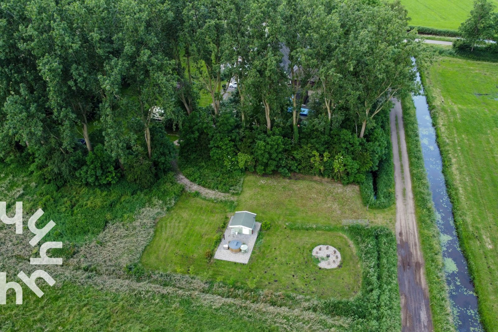 Keuken van OV529 vakantiehuis in Zwolle, Salland, met moderne apparatuur.