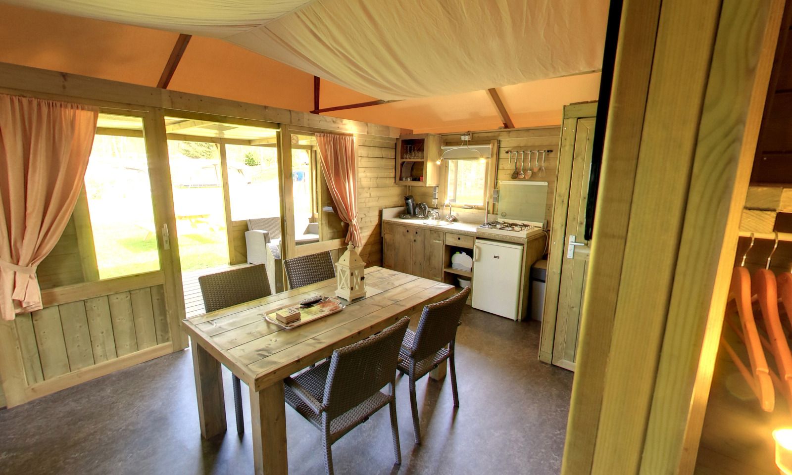 Verblijf 531007 - Vakantiewoning Salland - Kampeerlodge