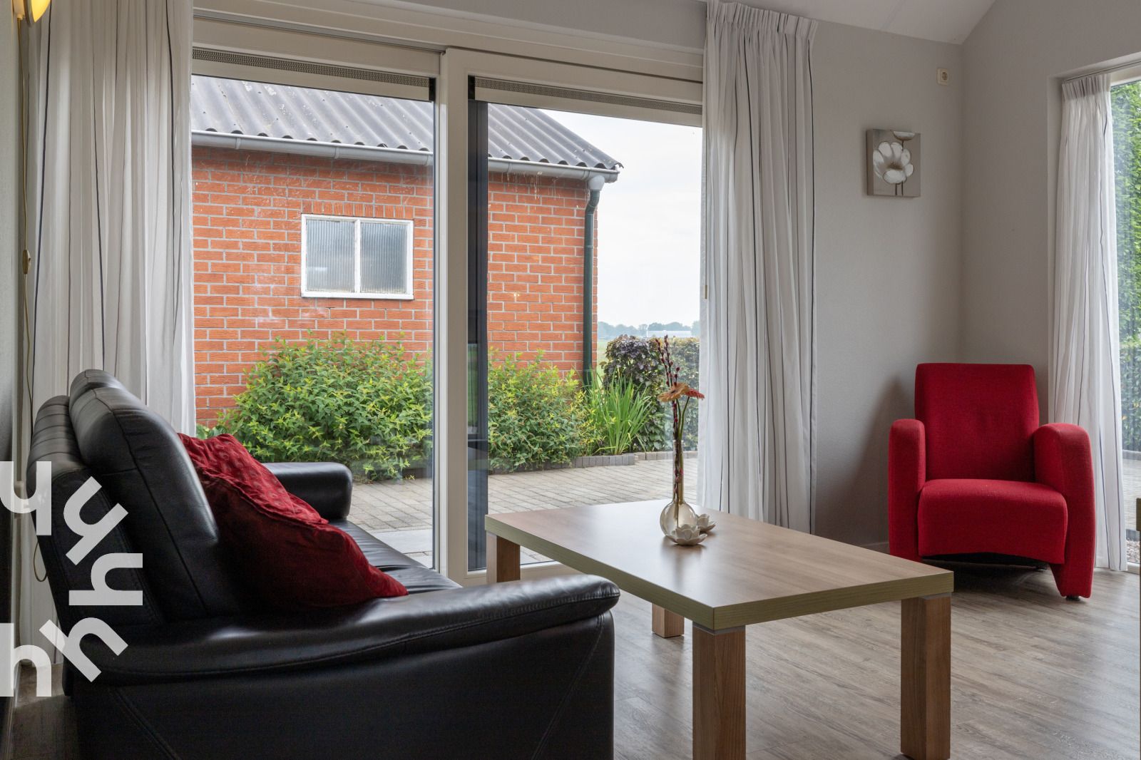 Tweede slaapkamer met twee bedden in vakantiehuis OV218, Haarle, Hellendoorn, in het prachtige Salland, Overijssel.