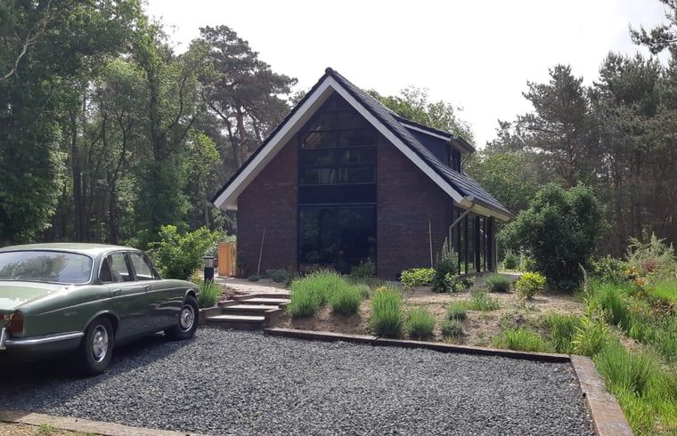 Parking at Holiday Home in Ommen, Vecht region, Overijssel, with classic car.