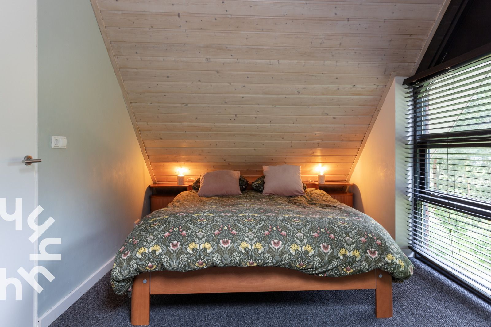 Veranda van vakantiehuis OV224 in Ommen, Vechtstreek, Overijssel met uitzicht op tuin.