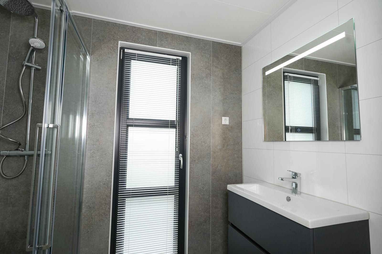 Guest house 540118 - Holiday property Vechtstreek - Vechtoever | Sauna & Buitendouche | 4 Pers