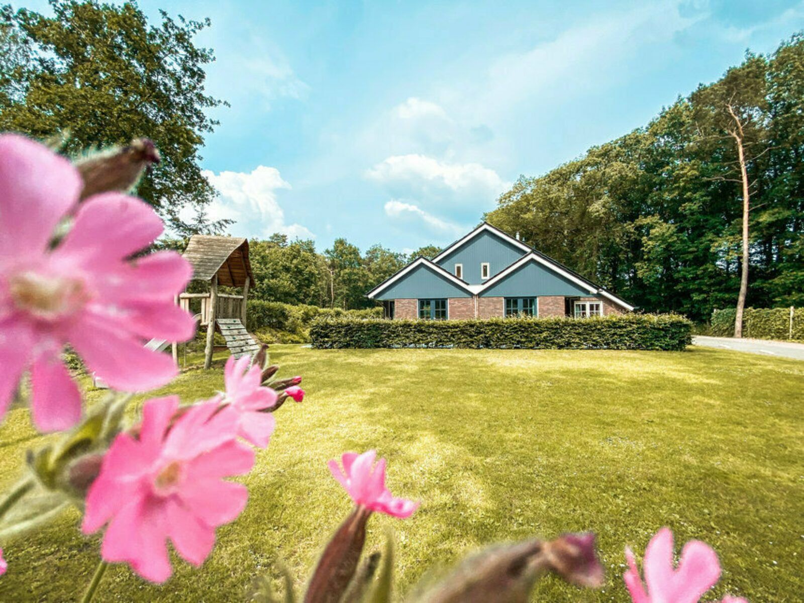 Guest house 540221 - Holiday property Vechtstreek - Familiehuis de Jeneverbes