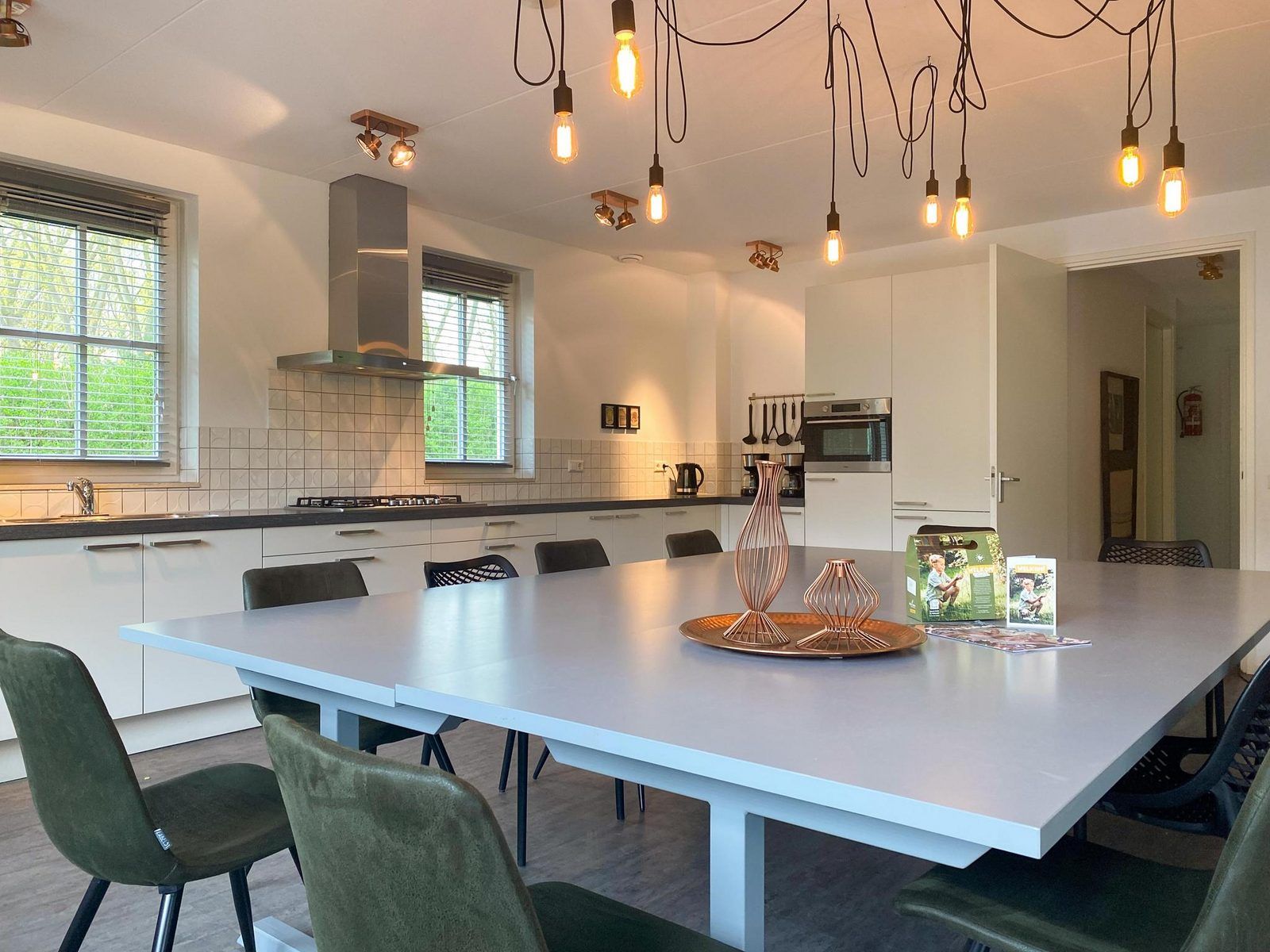 Guest house 540221 - Holiday property Vechtstreek - Familiehuis de Jeneverbes