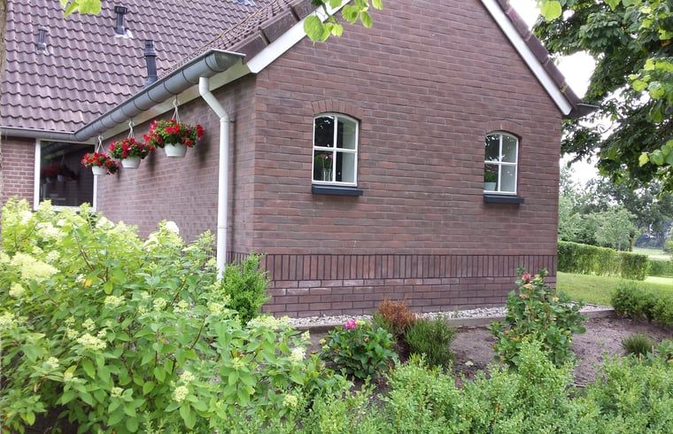 Guest house 540508 - Holiday property Vechtstreek - Huisje in Dalfsen