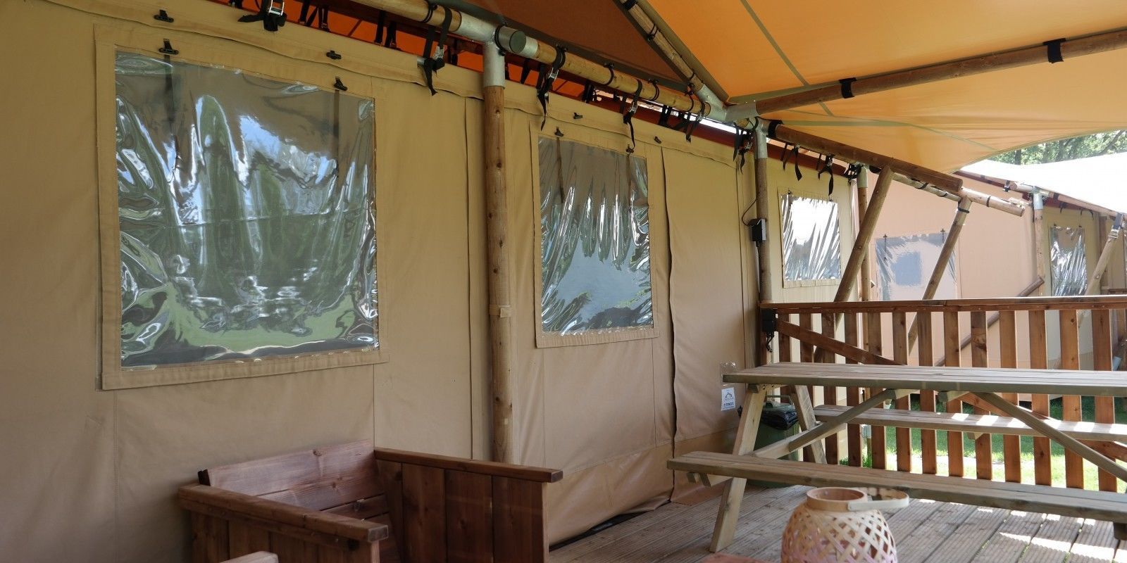 Guest house 540613 - Tent house Vechtstreek - Luxury Lodge